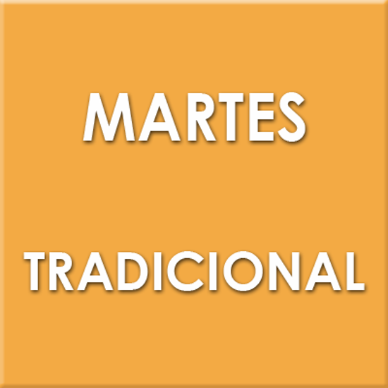 Imagen de Súper ensalada de pollo, arroz, repollo, zanahoria, tomate y huevo